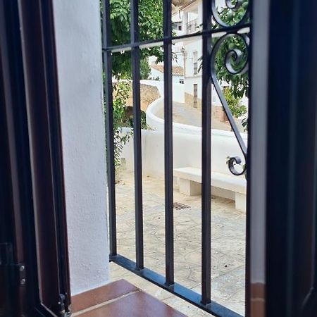 Apartamento Puente Triana Setenil De Las Bodegas Dış mekan fotoğraf